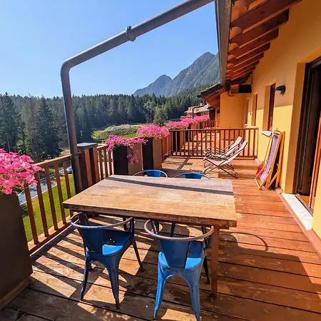 Apartmanhotel Maison Poluc - Maison Monte Rosa Champoluc