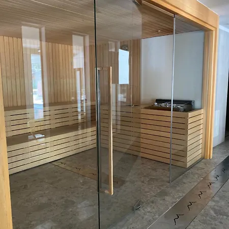 Lejlighedshotel Maison Poluc - Maison Monte Rosa 4*