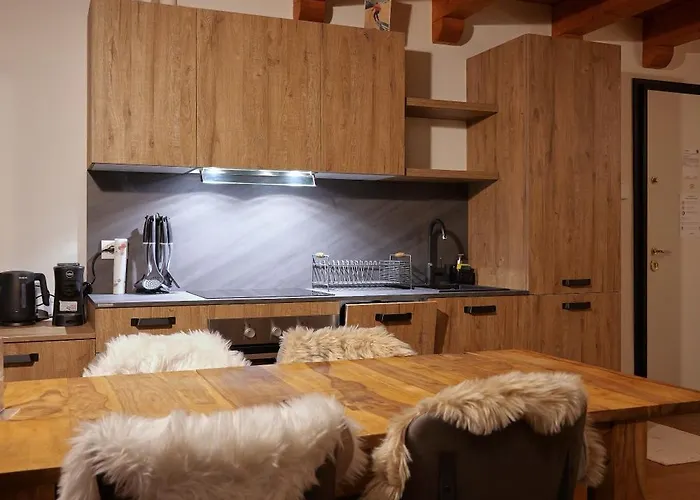 Maison Poluc - Maison Monte Rosa 아파트호텔 샴폴루크